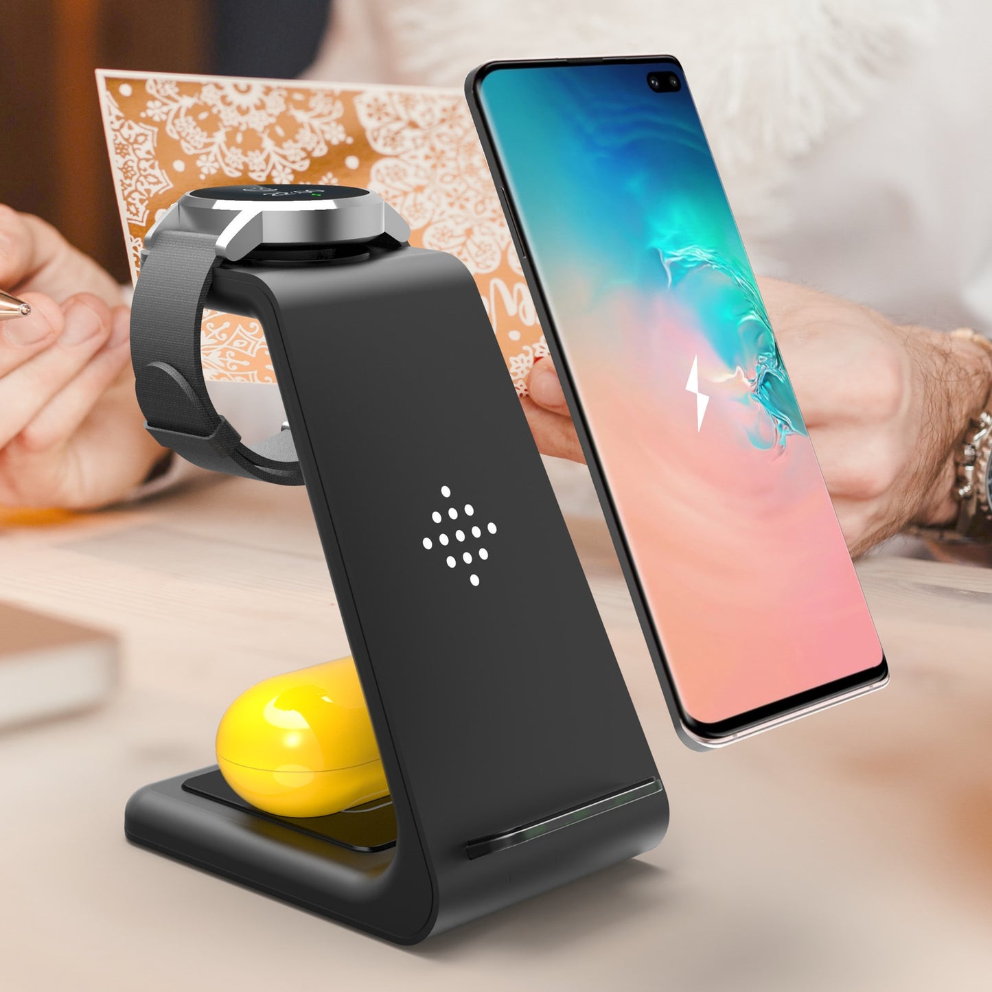 Estación de Carga Rápida 3 en 1 – Soporte Inalámbrico para Celular, Reloj y Audífonos